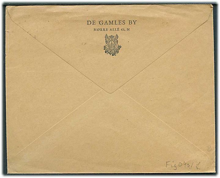 30 øre Fr. IX med perfin (Københavns Kommune) på fortrykt kuvert fra De Gamles By sendt lokalt i København d. 25.10.1962.