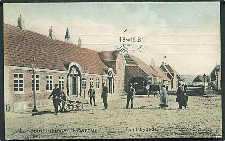 Landsbygade paa Landsudstillingen i Aarhus. Stenders no. 18412.