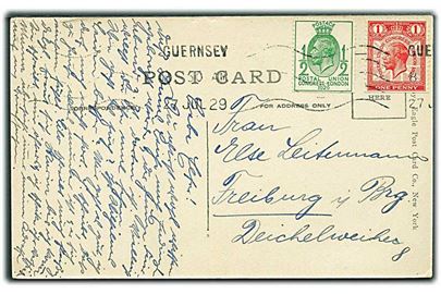 ½d og 1d U.P.U. Congress 1929 på brevkort fra Guernsey d. 27.7.1929 til Freiburg, Tyskland.