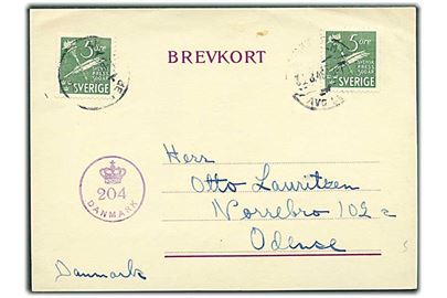 5 öre Svensk Press 300 år (2) på brevkort fra Stockholm d. 30.8.1945 til Odense, Danmark. Dansk efterkrigscensur (krone)/204/Danmark på for- og bagside.