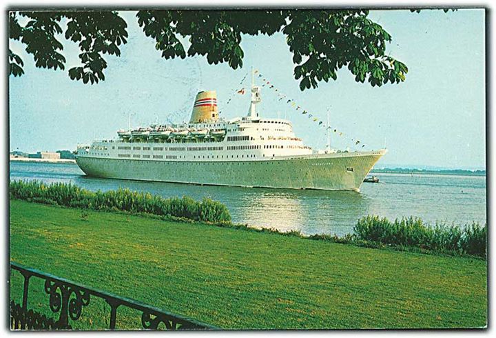 1,30 kr. på brevkort (M/S Vistafjord) annulleret med skibsstempel M/S Vistafjord Posted onboard on Cruise d. 19.10.1980 og sidestemplet Paquebot til Bad Pyrmont, Tyskland