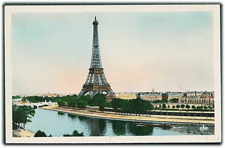 18 fr. frankostempel og Byjubilæum mærkat på brevkort fra Eiffeltårnet i Paris 1950 til København, Danmark.