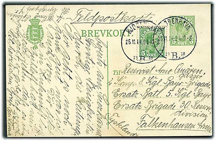 5 øre helsagsbrevkort opfrankeret med 5 øre Chr. X påskrevet Feldpostkarte fra Kjøbenhavn d. 26.11.1914 til soldat i Falkenhausen Armee, Tyskland.