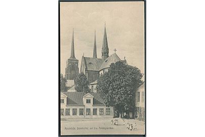 Roskilde Domkirke set fra Palægaarden. E. Flensborg no. 180.