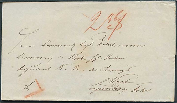 Udateret brev påskrevet Fr. til Kommandørkaptajn Zahrtmann i København - eftersendt til Wyck på Föhr. Interessant påtegning. Zahrtmann, senere marineminister, var kaptajnløjtnant i årene 1843-1849. Påskrevet 28 4/5 rbs porto (Takst København-Altona 9 schilling kurant = 9x3,2 = 28,8 = 28 4/5 rbs). 