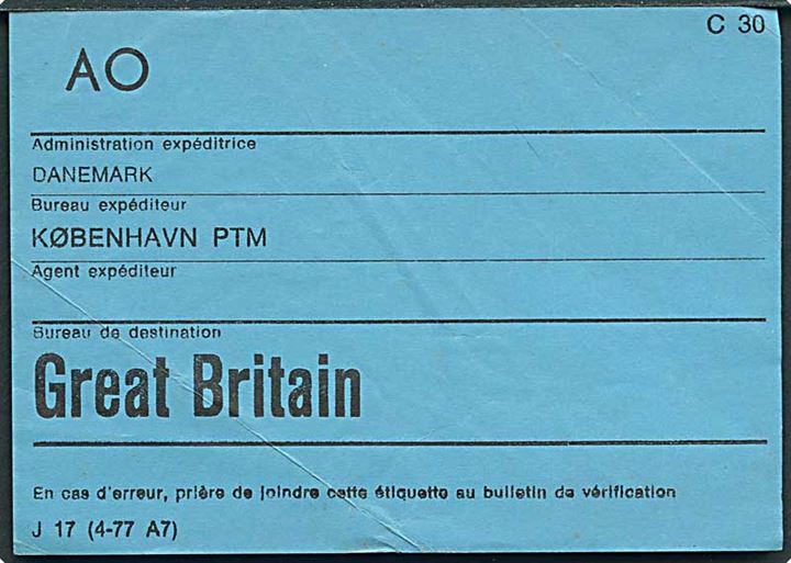 Blå brevbundt vignet J 17 (4-77 A7) fra København PTM til Great Britain.
