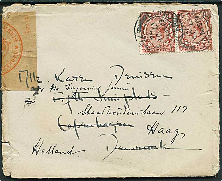 Engelsk 1½d George V i parstykke på brev fra London d. 17.1.1924 til København, Danmark - eftersendt til Haag, Holland. Beskadiget og lukket med mærkat Opm 135 Kjøbenhavns Overpostmesterembede.