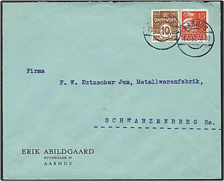 10 øre brun bølgelinie og 15 øre rød karavel på brev fra Aarhus d. 18.2.1932 til Schwarzenberg, Tyskland.
