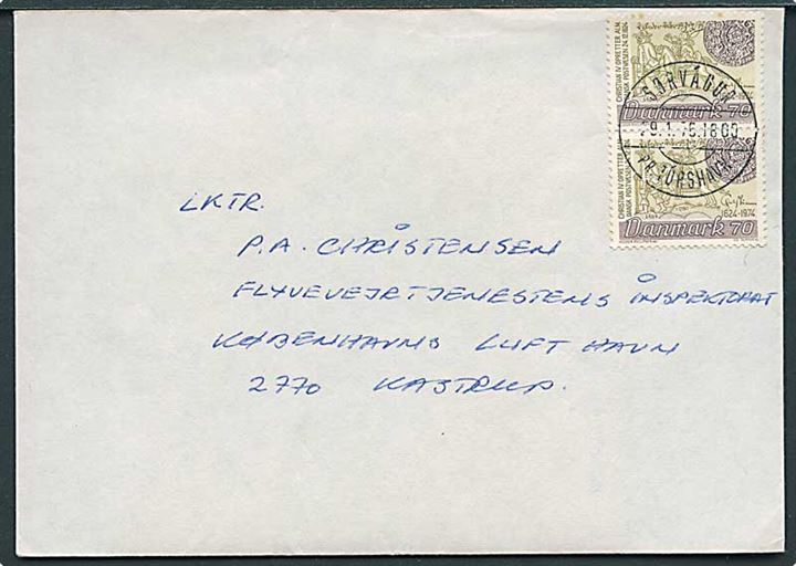 70 øre Postjubilæum i parstykke på brev annulleret med pr.-stempel Sørvágur pr. Tórshavn d. 29.1.1975 til Kastrup, Danmark.