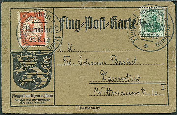 5 pfg. Germania og 10 pfg. Erste Deutsche Luftpost Rhein på officielt flyvningsbrevkort stemplet Flugpost am Rhein u. am Hain Darmstadt d. 21.6.1912 til Darmstadt. Hængsel rester.