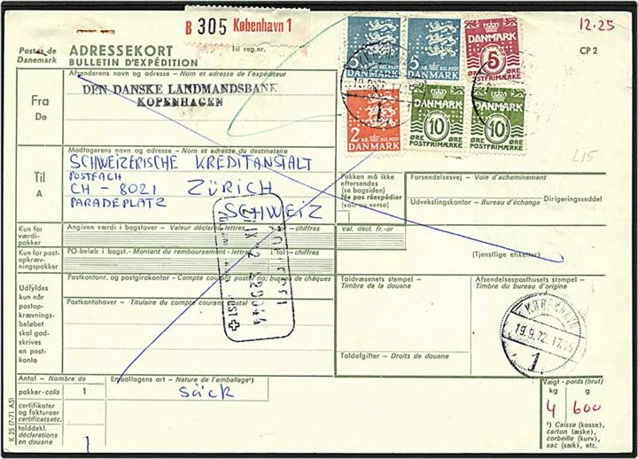 12,25 kr. porto på internationalt adressekort fra København d. 19.9.1972 til Zürich, Schweiz. Mærkerne med perfin L17 - Den danske Landmandsbank.