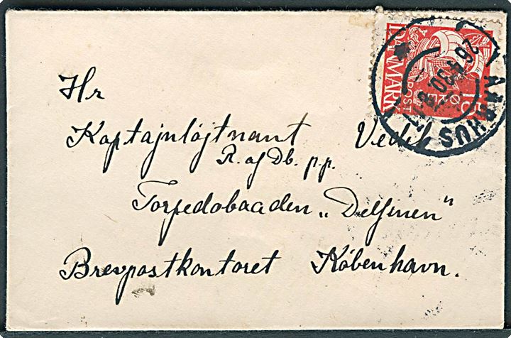 15 øre Karavel på lille brev fra Aarhus d. 26.4.1930 til Torpedobåden Delfinen, Brevpostkontoret, København.
