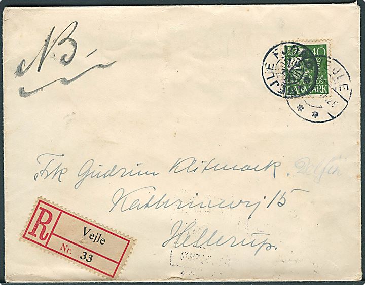 40 øre Karavel på anbefalet brev annulleret med stjernestempel VEJLEFJORD og sidestemplet Vejle d. x.6.1928 til Hellerup.