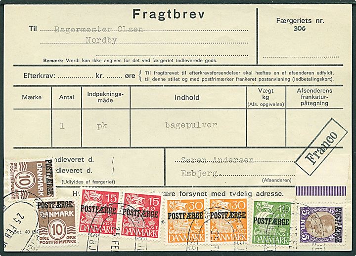 10 øre brun, Bølgelinie (2), 15 øre (2), 30 øre orange (2), 40 øre blå (2) Karavel og 5 kr. Chr. X Postfærgemærker på fragtbrev stemplet “Franco” fra Esbjerg d. 25.2.19xx til Nordby, Fanø. 