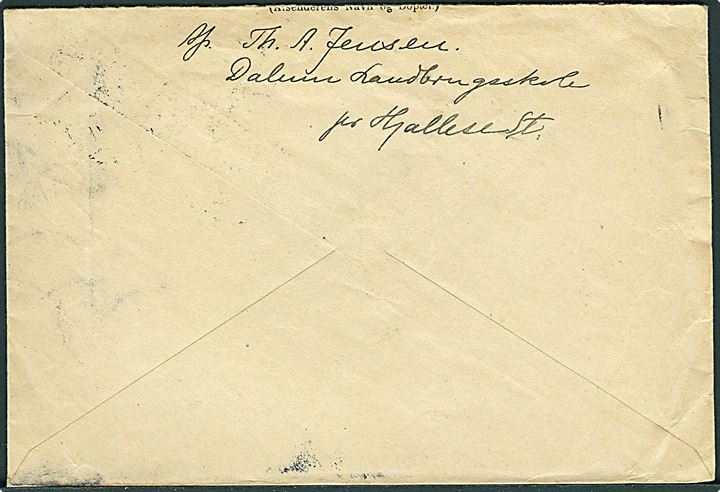 10 øre Chr. X i 3-stribe (fold) og Julemærke 1918 på adressebrev for pakke fra Eskildstrup d. 23.12.1918 til Aarhus. Meget usædvanlig anvendelse af julemærke.