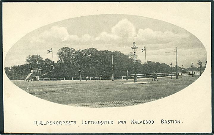 2 øre Bølgelinie på brevkort (Hjælpekorpsets Luftkursted paa Kalvebod Bastion) sendt som lokal tryksag i Køben-havn d. 24.12.1916. Julehilsen fra Kalvebod Bastion.
