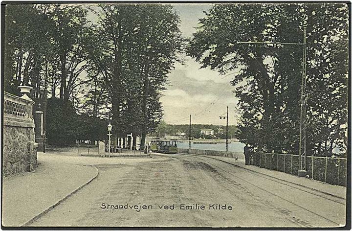 Strandvejen ved Emilie Kilden. Stenders no. 3443.