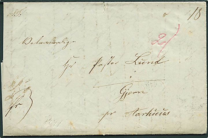 1841. Francobrev mærket 18 sk. med antiqua Kjøbenhavn d. 12.10.1841 til Gjern pr. Aarhus. Påskrevet 2 sk. bærepenge. Fuldt indhold.