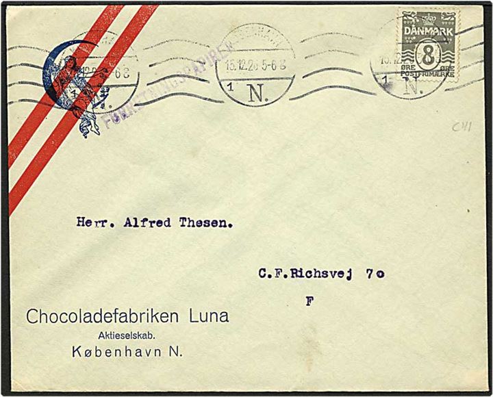 8 øre grå bølgelinie på lokalt sendt brev fra København d. 15.12.1926. Mærket med perfin C41 - Chokoladefabriken Luna.