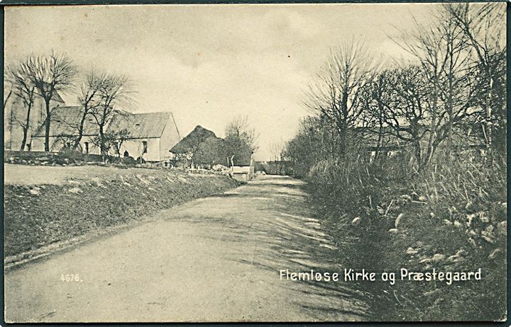 Flemløse Kirke og Præstegaard. No. 4676.