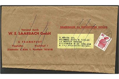 30 pfennig rød på korsbånd fra Frankfurt d. 4.7.1976 til England. Omadresseret, påsat 6 pence grøn og sendt til Odense.