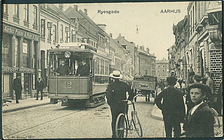 Aarhus, Ryesgade med sporvogn nr. 12. Stenders no. 1633. Kvalitet 7
