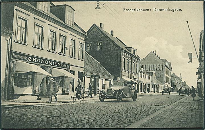 Frederikshavn, Danmarksgade med aaben vogn. H.W. Jensen u/no. Kvalitet 10