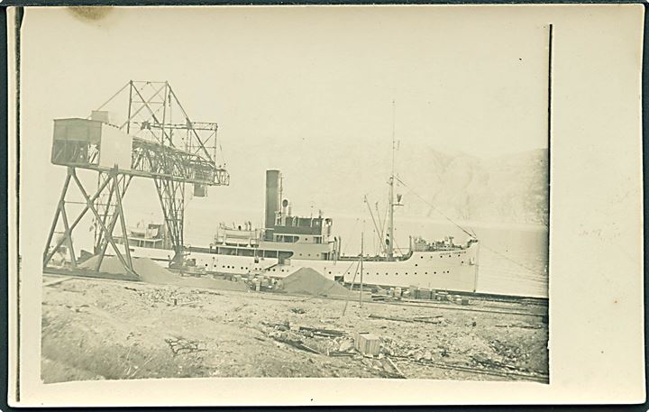 Ivigtut. S/S “Julius Thomsen”, A/S Kryolith Mine- og Handelsselskab. Bygget 1927. Fotokort u/no. Kvalitet 7