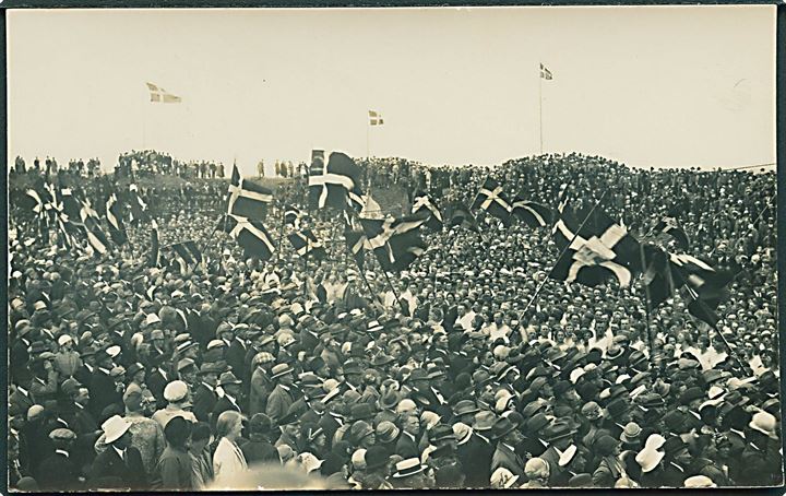Genforening. Folkefesten på Dybbøl skanse d. 11. juli. 1920. Fotokort u/no. Kvalitet 7