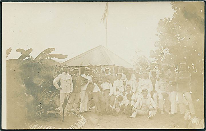 D.V.I., militær. Gendarmere holder fest i Frederiksfort d. 26.8.1914. Fotokort u/no. Kvalitet 8