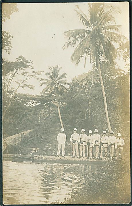 D.V.I., militær. Gendarmeri på strand d. 12.10.1914. Fotokort u/no. Kvalitet 7
