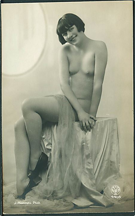 Erotik/Nudes. A. Noyer no. 4405. Foto J. Mandel. Kvalitet 10