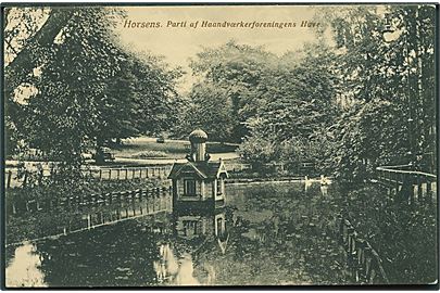 Parti af Haandværkerforeningens Have i Horsens. Varehus Carl Möller no. 4352. Svagt knæk. 