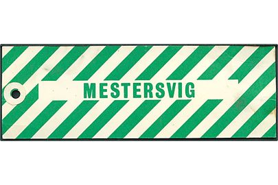 Grøn brevsæk mærkat Mestersvig til tydelig markering af postsække der nedkastes fra fly - Drop Mail. Sjælden.