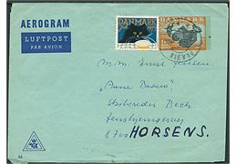 1 kr. helsags aerogram (fabr. 33) med Julemærke 1973 fra Præstø d. 10.12.1973 til Horsens. 