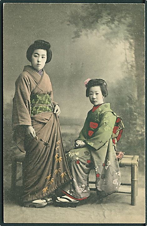 Japanske piger i kimonoer. U/no. 