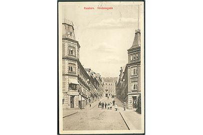 Fredensgade i Randers. B. H. no. 12680. 