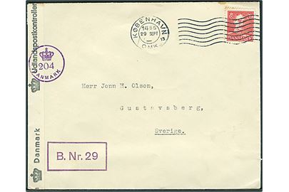 20 øre Chr. X på brev fra København d. 29.9.(1945) til Gustavsberg, Sverige. Violet licens-stempel: B. Nr. 29 og åbnet af dansk efterkrigscensur (krone)/204/Danmark.