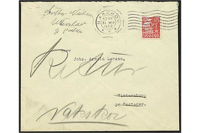 15 øre rød karavel på brev fra Nakskov d. 31.5.1940 til Kastager. Adressaten flyttet og brevet er returneret.