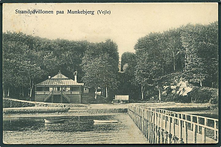 Strandpavillonen paa Munkebjerg, Vejle. C. Neumann's Boghandel no. 25453.