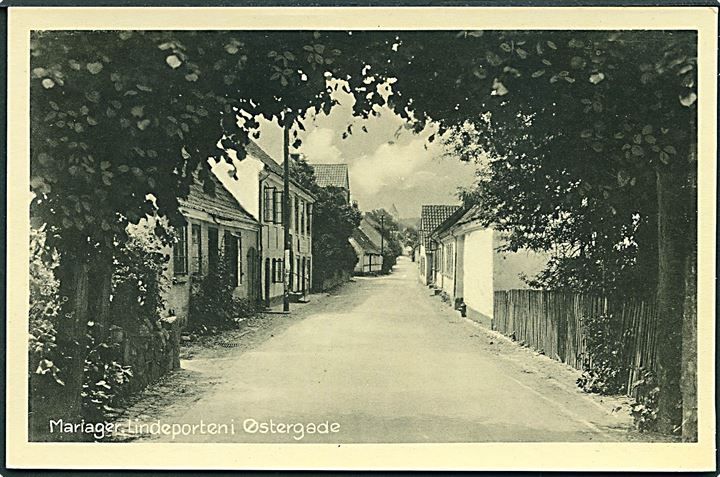 Lindeporten i Østergade, Mariager. Stenders no. 9397.