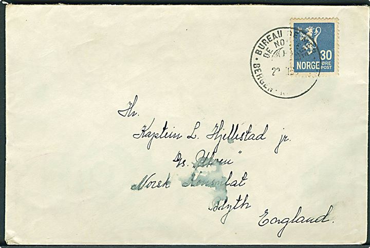 30 øre Løve på brev fra Bergen annulleret med svagt skibsstempel Bureau de Mer de Norvege Bergen - Newcastle B ca. 1930 til sømand ombord på S/S Ulven i Blyth, England.