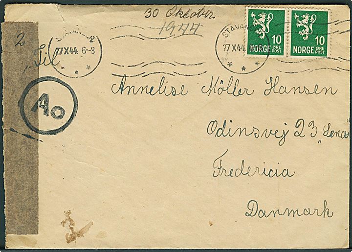10 øre Løve i parstykke på brev fra Stavanger d. 27.10.1944 til Fredericia, Danmark. Åbnet af tysk censur med neutral banderole stemplet Ao.