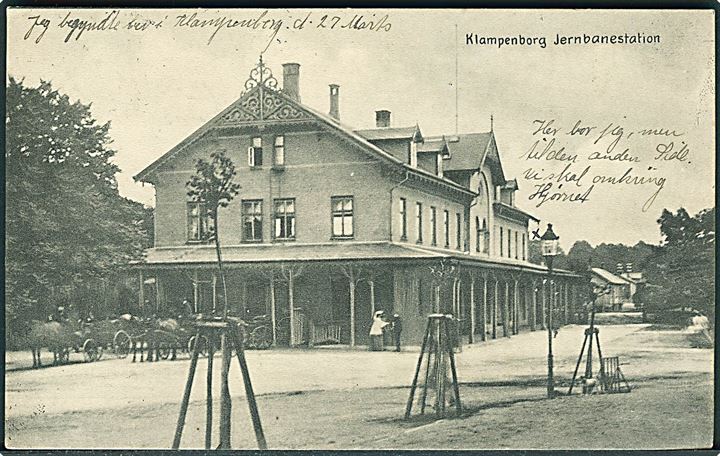 Klampenborg station med hestevogne. F.C.M. Hellerup u/no. Kvalitet 8
