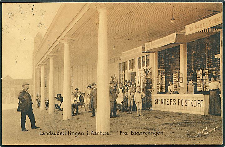 Aarhus, Landsudstillingen 1919 fra Bazargangen med Stenders Postkort salg. Stenders no. 19360. Kvalitet 8