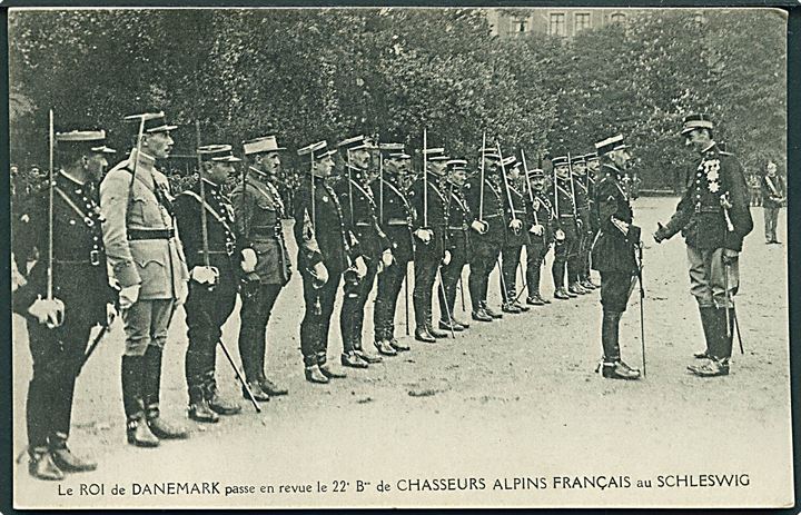 Genforening. Kong Chr. X hilser på franske CIS tropper.Officerer fra 22. Alpejæger Batailon. U/no. Kvalitet 8