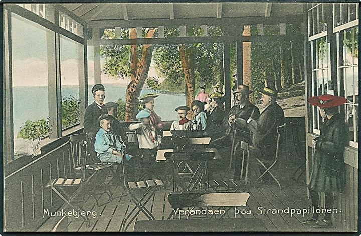 Munkebjerg. Varandaen paa Strandpavillonen (trykfejl). Chr. Hansen no. 6245.  Kvalitet 9
