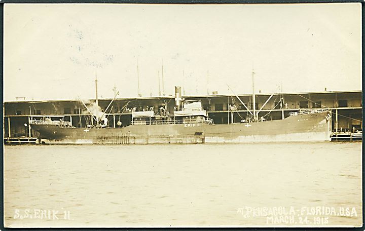 “Erik II”, S/S, D/S Skjold i neutralitetsbemaling i Pensa-cola, Florida, USA d. 24.3.1915. Fotokort u/no. Kvalitet 8