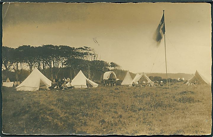 Spejder, teltlejr ved Trelde Næs omkring 1920. Fotograf Arling, Fredericia U/no. Kvalitet 7