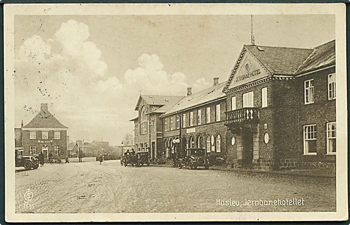 Haslev, station, Jernbanehotel og postkontor. I. Chr. Olsen no. 1655. Kvalitet 7